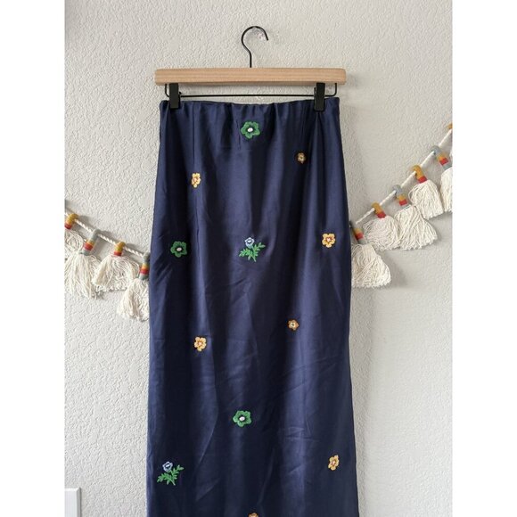 Emory Park Satin Silky Slip Midi Skirt Embroidered Ditsy Floral Navy Pull On M - Picture 3 of 8